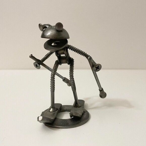 Frog Metal Art Sculpture Skiing Figure Screws Washers - Picture 1 of 16